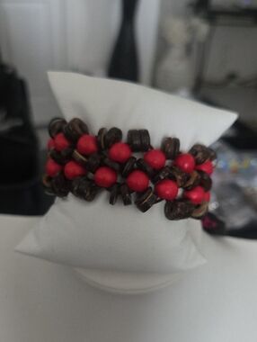 Papaeazzi Red And Brown Wood Bracelet NWT